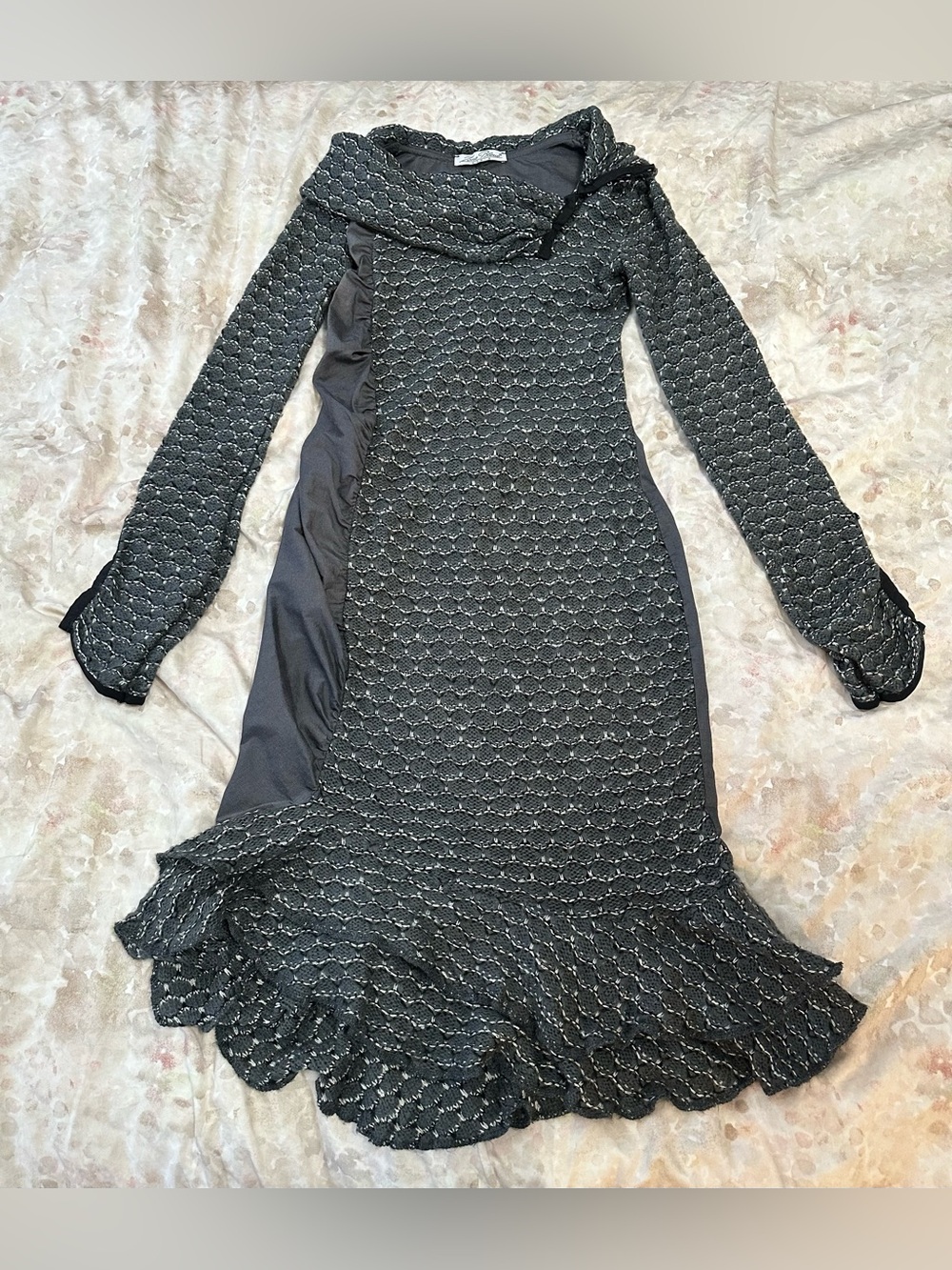 Elegant Black Textured Long-Sleeve Dress with Ruffled Hem